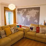 Help Yourself - Coast Hostal Carcavelos (Lisbon)