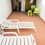 Help Yourself - Coast Albergue Carcavelos (Lisbon)
