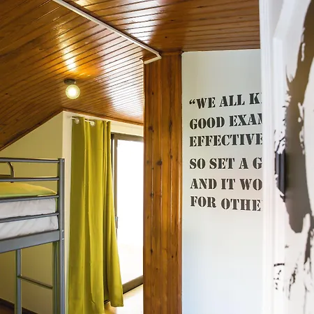 Help Yourself - Coast Hostel *