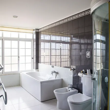 Help Yourself - Coast * Carcavelos (Lisbon)