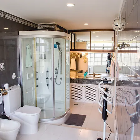 Help Yourself - Coast Carcavelos (Lisbon)