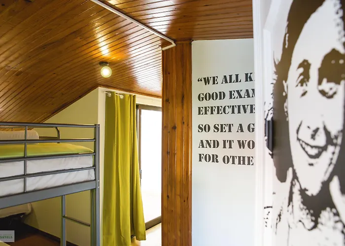 Help Yourself - Coast Hostal *